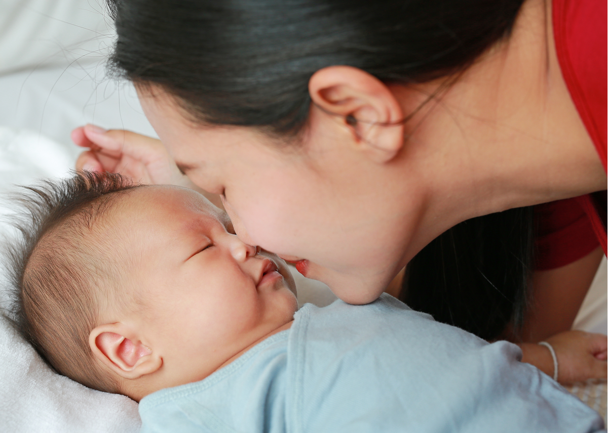 things-not-to-say-to-new-moms