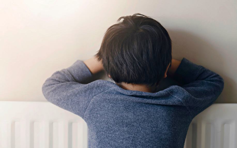 toddler-head-banging-causes