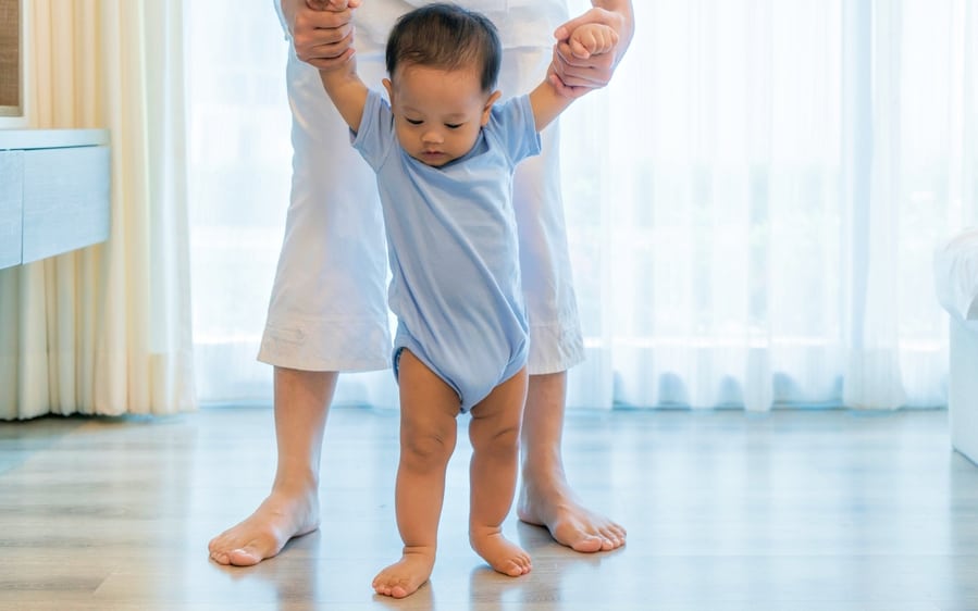 things-about-early-walking-baby
