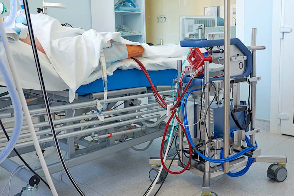 ecmo-functions-and-health-risks