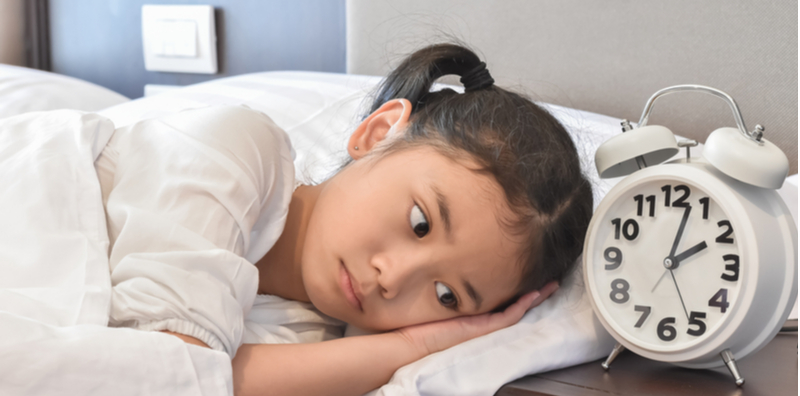 小孩晚睡容易長不高？這時段入睡是關鍵！7大晚睡常見問題一次看