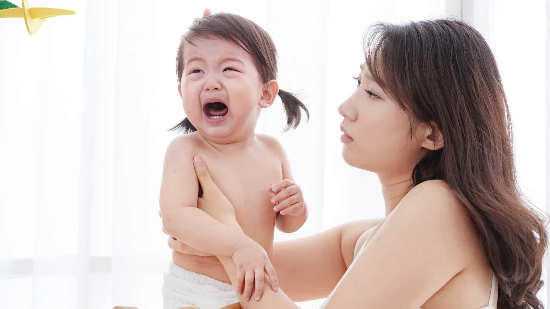 搖寶寶搖出命！「嬰兒搖晃症」恐傷腦、嗜睡嘔吐為關鍵前兆